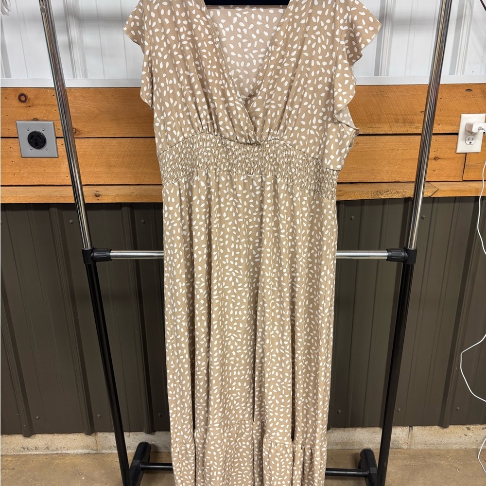 Elegant Tan Patterned Dress